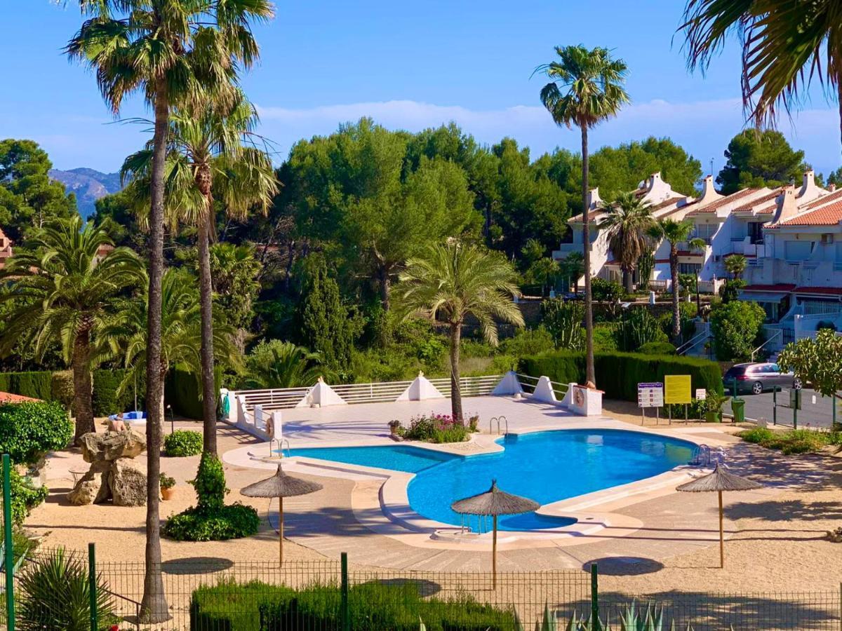 Casa Julia with swimming pool Apartment Cautivador Bagian luar foto